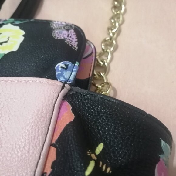 🥳Host Pick!🥳 Betsey Johnson Purse w/ Baby Pink Bow & Removable Shoulder Strap - Picture 10 of 12
